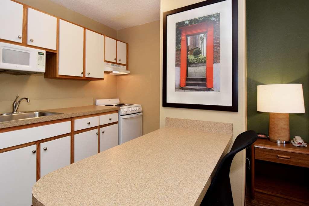 Extended Stay America Suites - Cleveland - Westlake Room photo